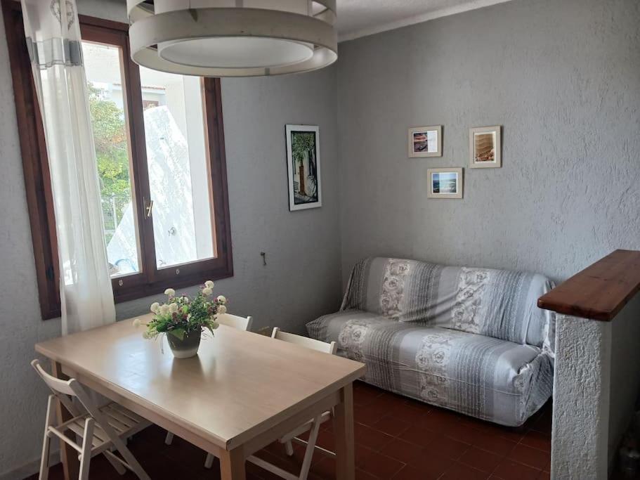 Appartamento A Baia Santa Reparata Luaran gambar