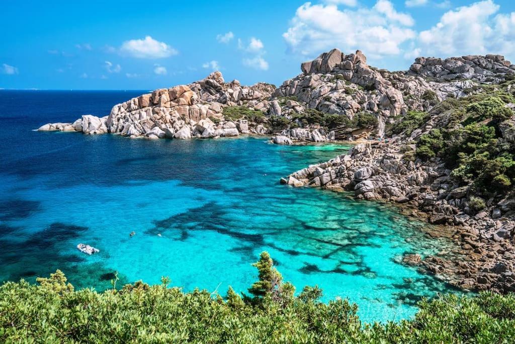 Appartamento A Baia Santa Reparata Luaran gambar